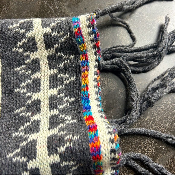 Hipster Row Fringe Cardigan - One Size - Picture 7 of 14